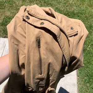 Forever 21 jacket/coat